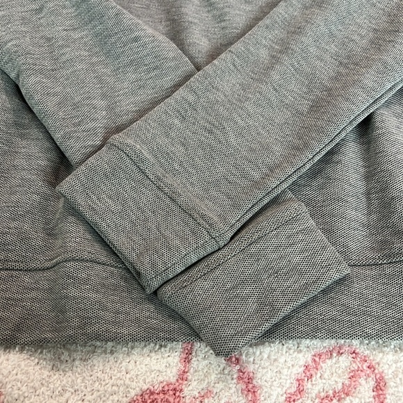 Vineyard Vines Gray V Neck Style Sweater - Picture 2 of 10